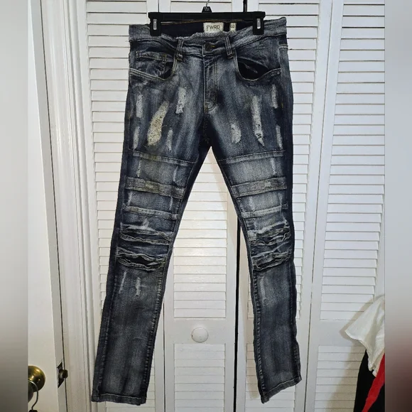 FWRD Denim Men's 32x32 Distressed Jeans - Picture 1 of 12